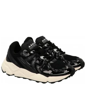 BLACK HAWK W