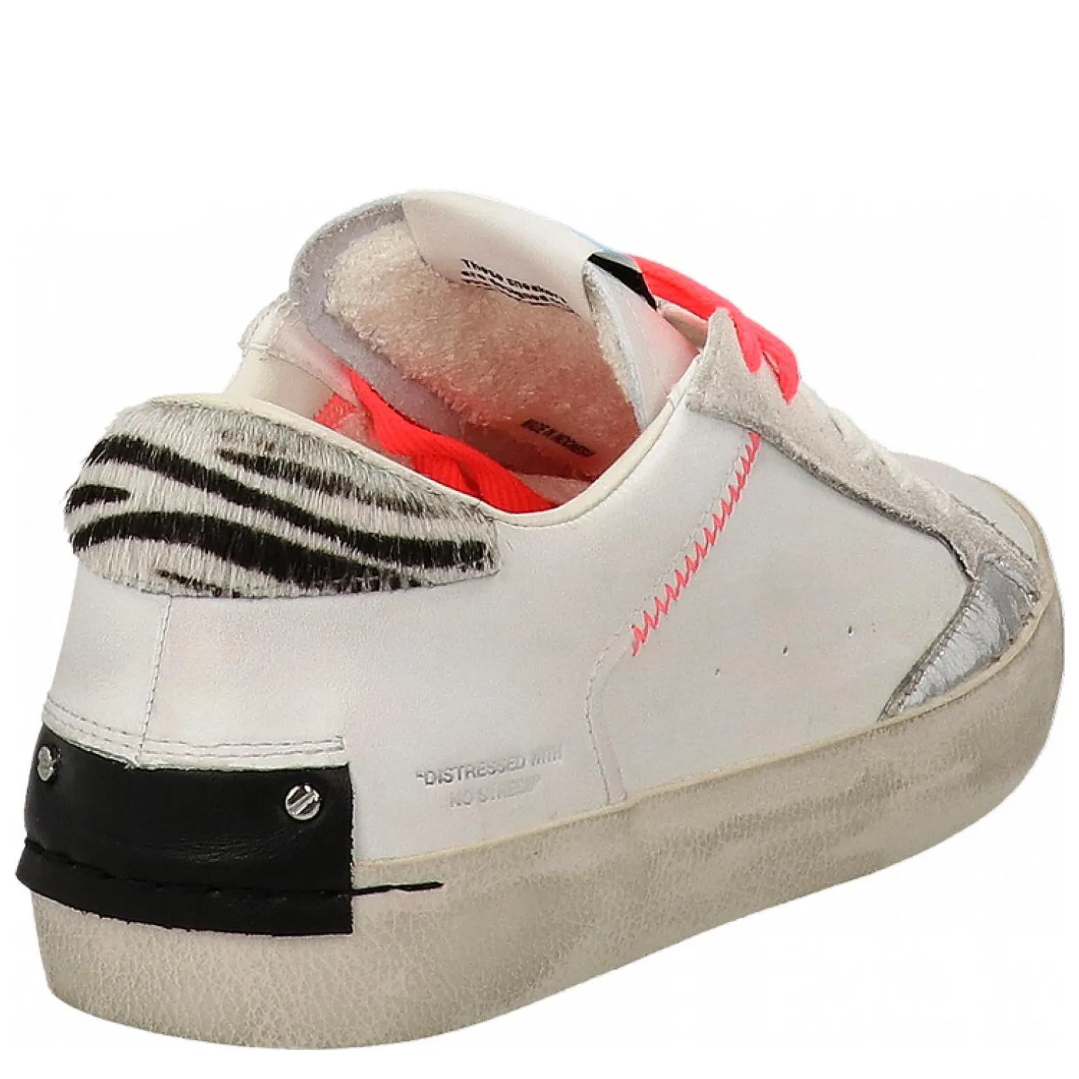 distressed_3-8.webp DISTRESSED