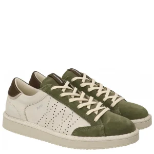 LACE-UP SHOE CRACKED