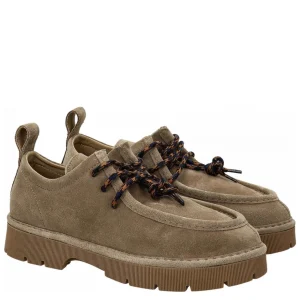 P99 LACE-UP SHOE