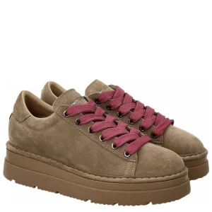 P89 LACE-UP SHOES