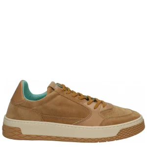 P02 LOW-TOP SNEAKER