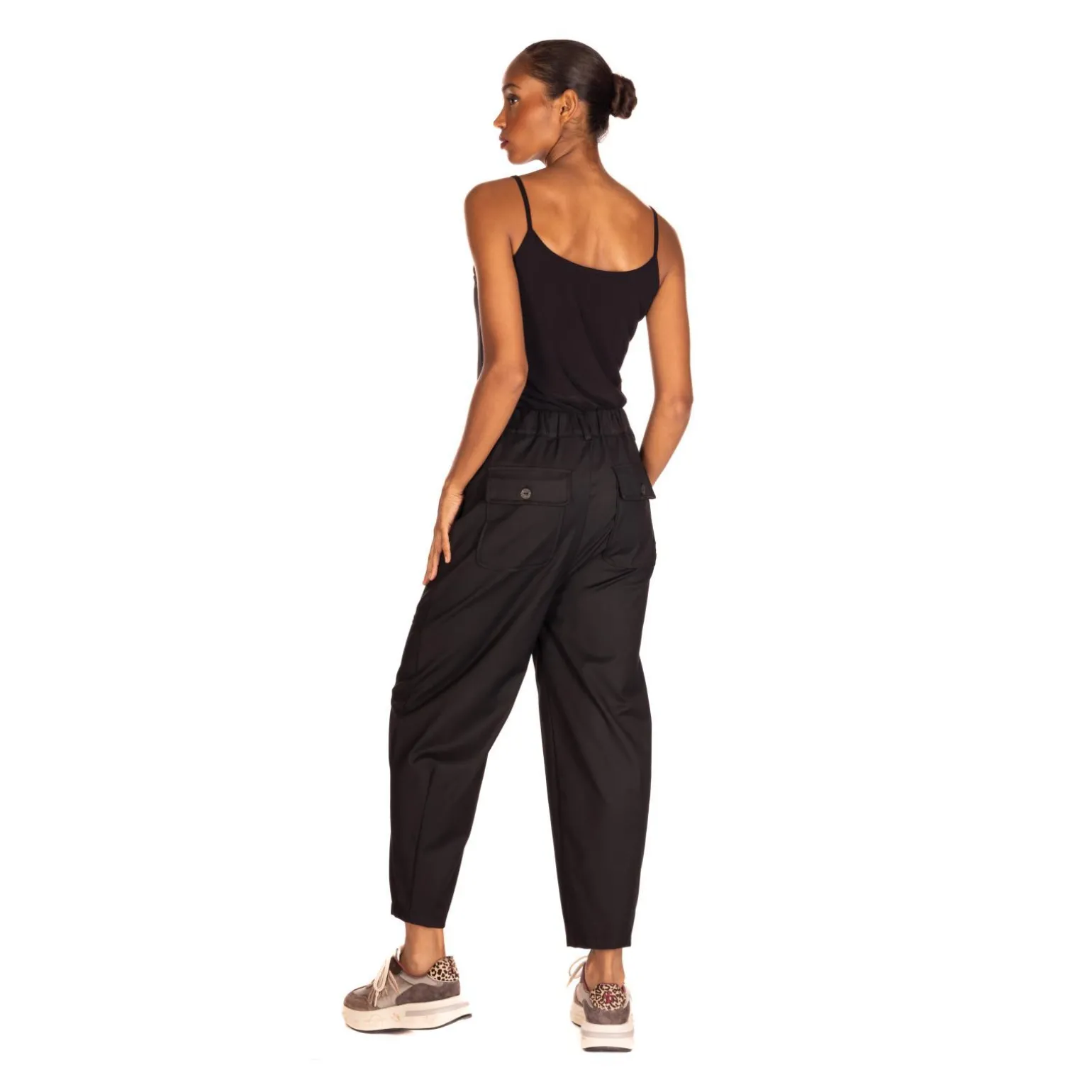 pantaloni_7.webp PANTALONI